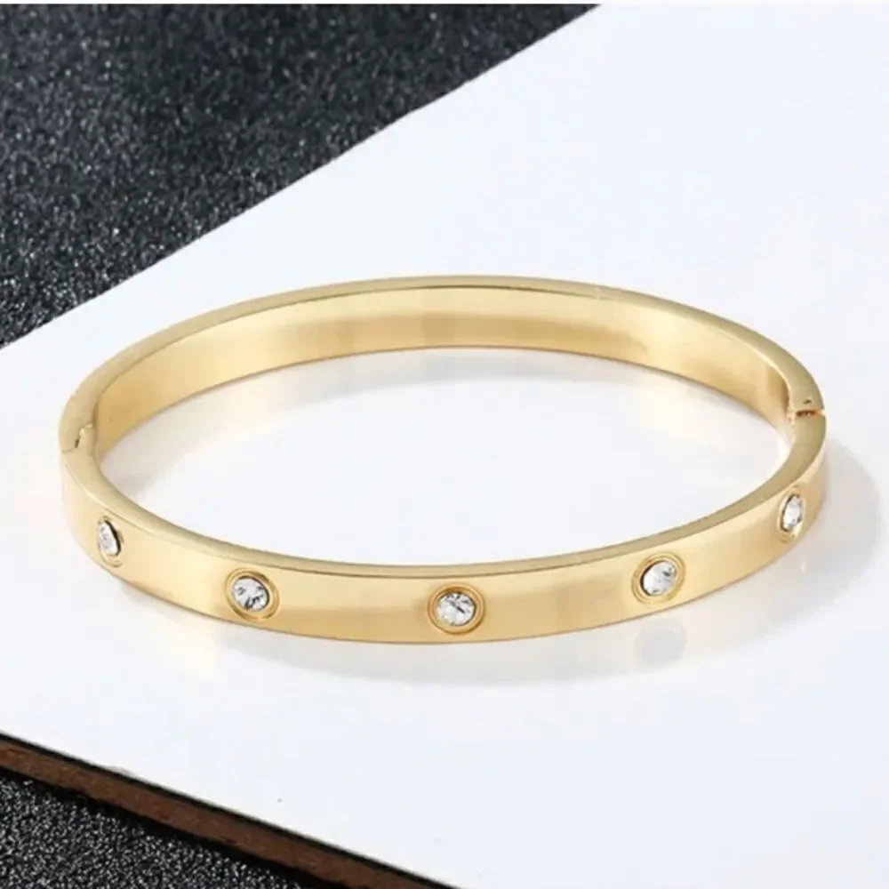 18K Gold Plated Diamond Drill Love Inspired Bracelet Bangle